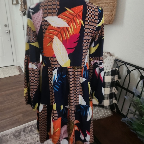 Abstract printed dress - Picture 3 of 6